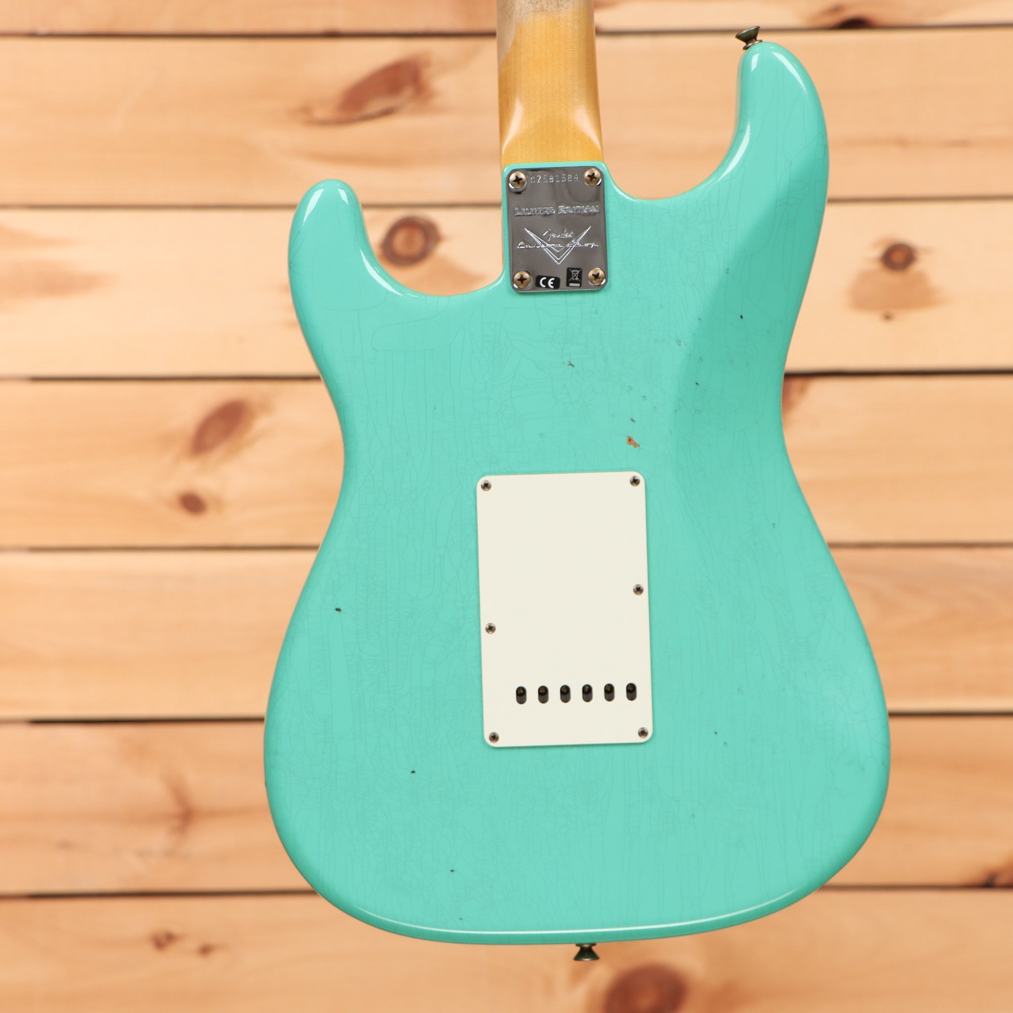 Fender Custom Shop 1959 Stratocaster Journeyman Relic electric guitar Super Faded Sea Foam Green with white pickguard