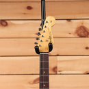 Fender Custom Shop Limited 1964 Stratocaster Journeyman Relic electric guitar Sonic Blue with single-coil pickups