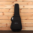 Eastman E1OMC Special acoustic guitar natural finish with gig bag