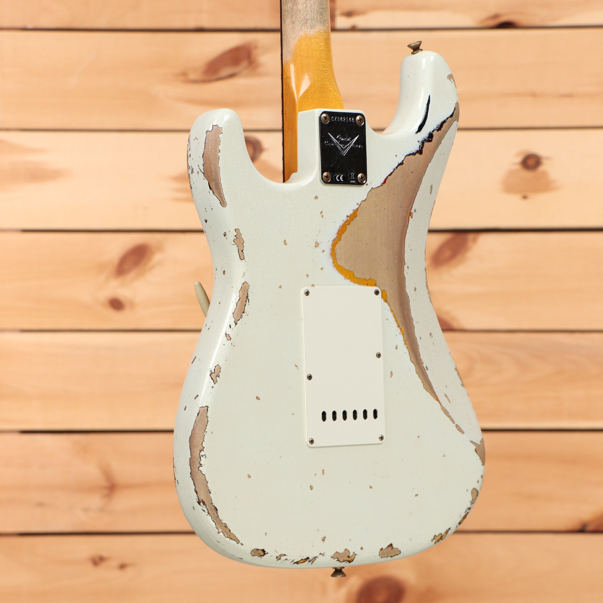 Fender Custom Shop 1960 Stratocaster heavy relic electric guitar Olympic White with aged finish and single-coil pickups