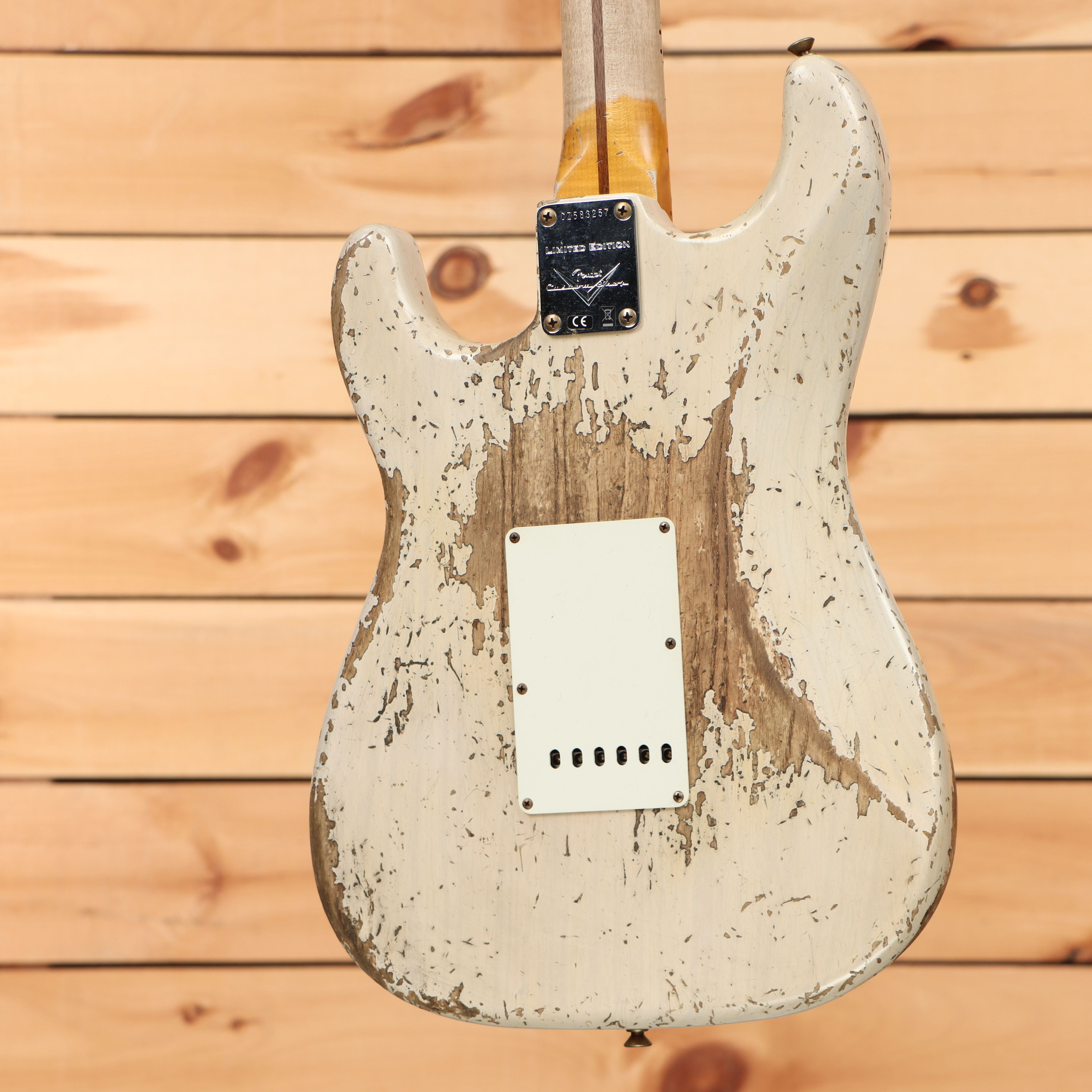 Fender Custom Shop Limited Red Hot Stratocaster super heavy relic electric guitar aged white blonde with maple neck