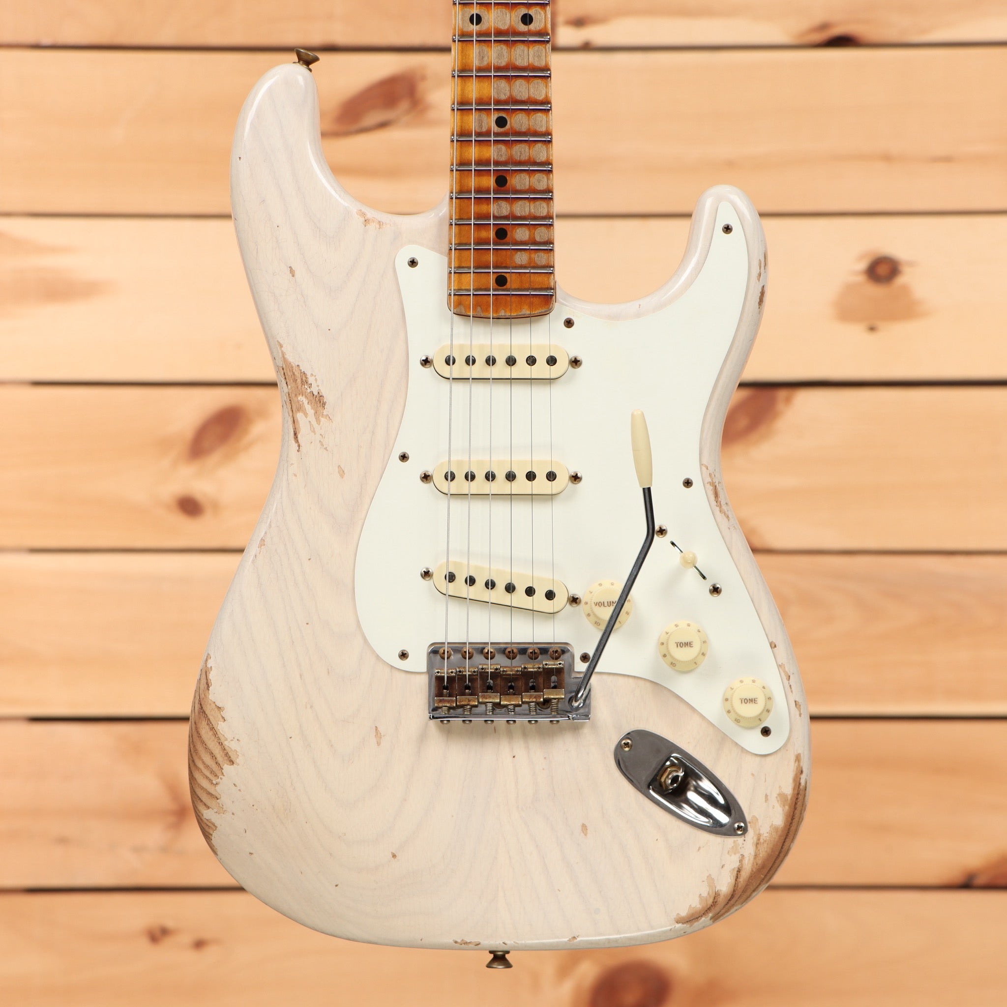 Fender Custom Shop 1957 Stratocaster electric guitar heavy relic aged white blonde with single-coil pickups