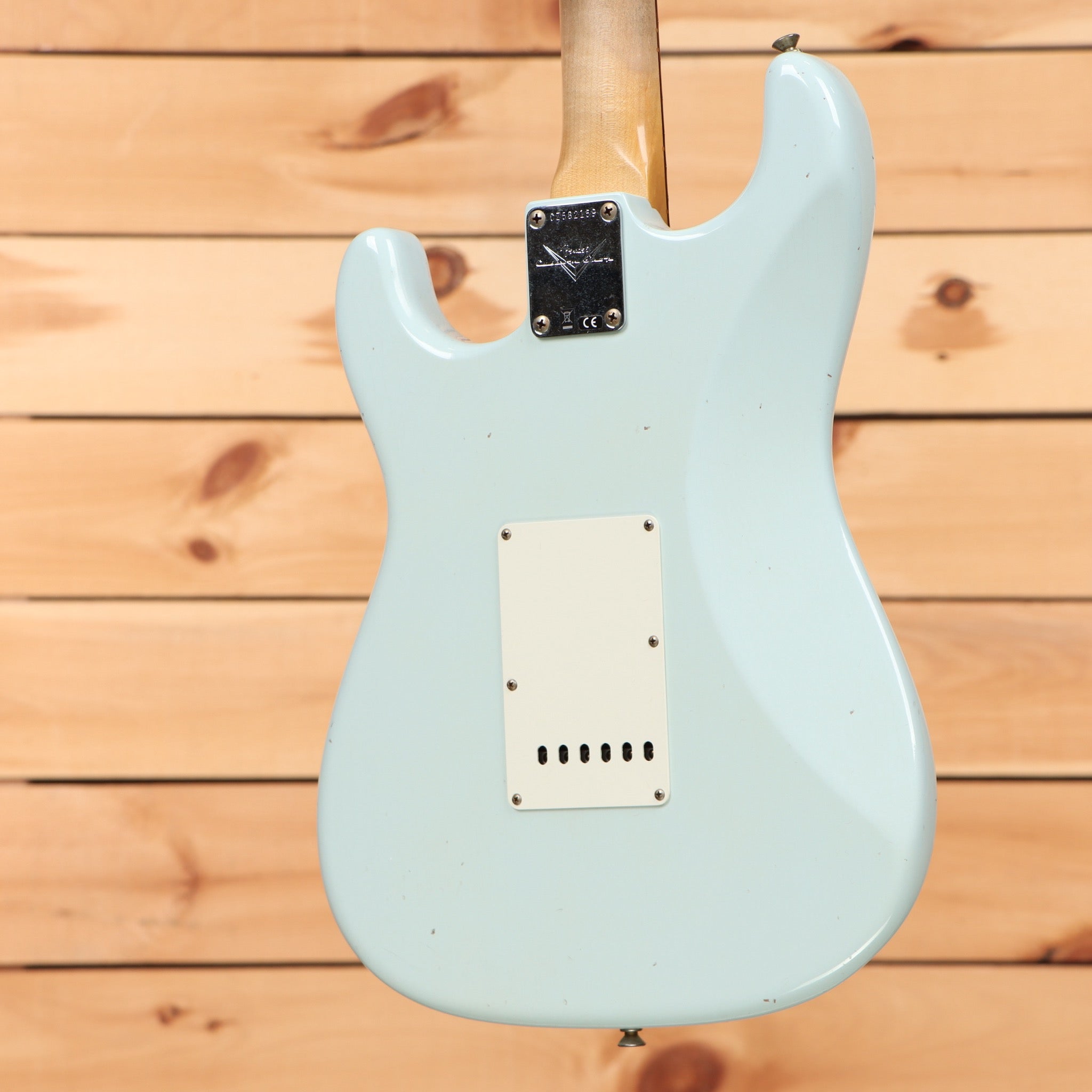 Fender Custom Shop 1959 Stratocaster Journeyman Relic electric guitar Super Faded Aged Sonic Blue with single-coil pickups
