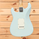 Fender Custom Shop 1959 Stratocaster Journeyman Relic electric guitar Super Faded Aged Sonic Blue with single-coil pickups