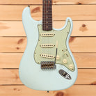 Fender Custom Shop 1959 Stratocaster Journeyman Relic electric guitar Super Faded Aged Sonic Blue with single-coil pickups