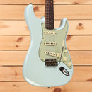 Fender Custom Shop 1959 Stratocaster Journeyman Relic electric guitar Super Faded Aged Sonic Blue with single-coil pickups