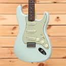 Fender Custom Shop Vintage Custom Hardtail Stratocaster electric guitar Sonic Blue relic with vintage single-coil pickups