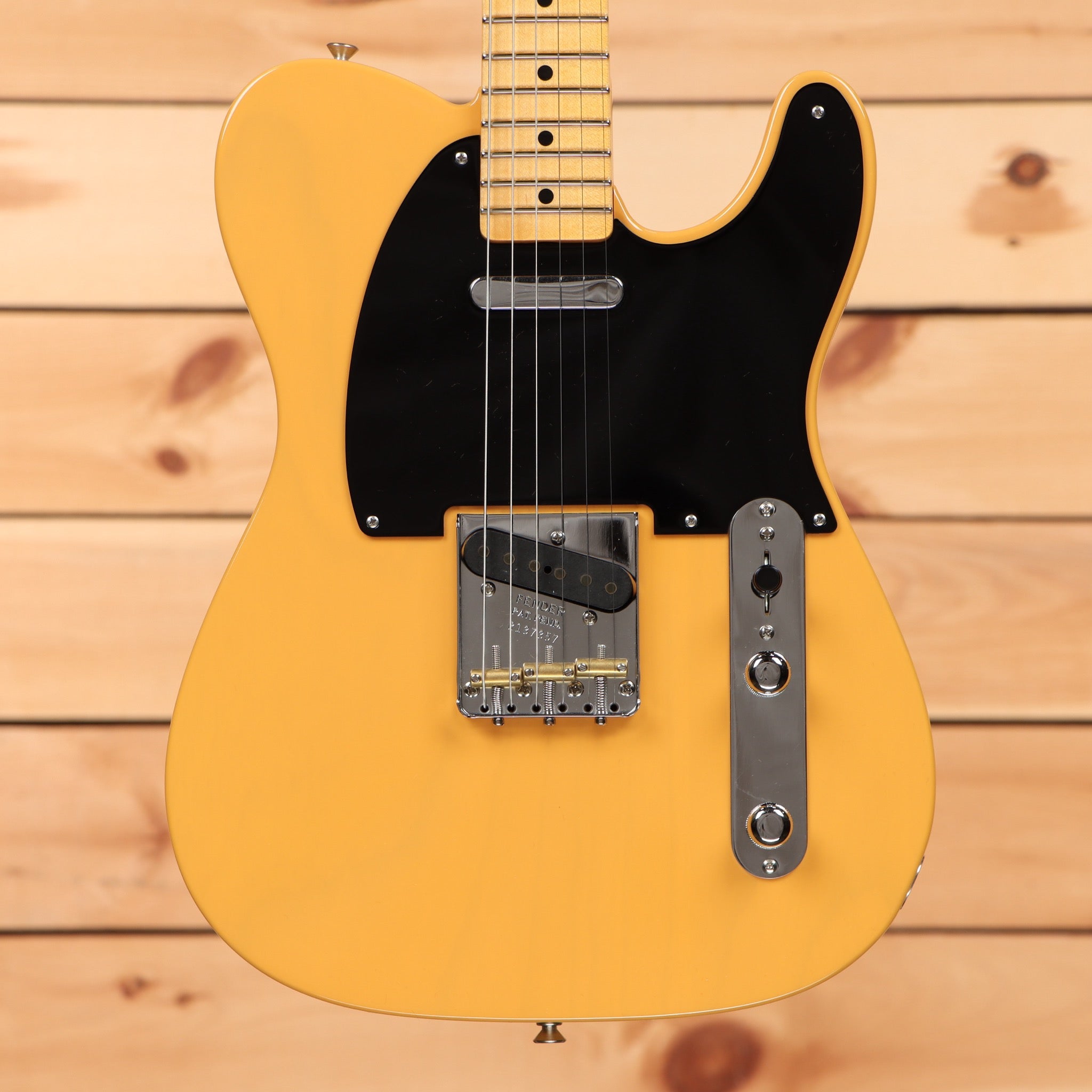 Fender Custom Shop 1954 Telecaster Time Capsule electric guitar Butterscotch Blonde with single-coil pickups