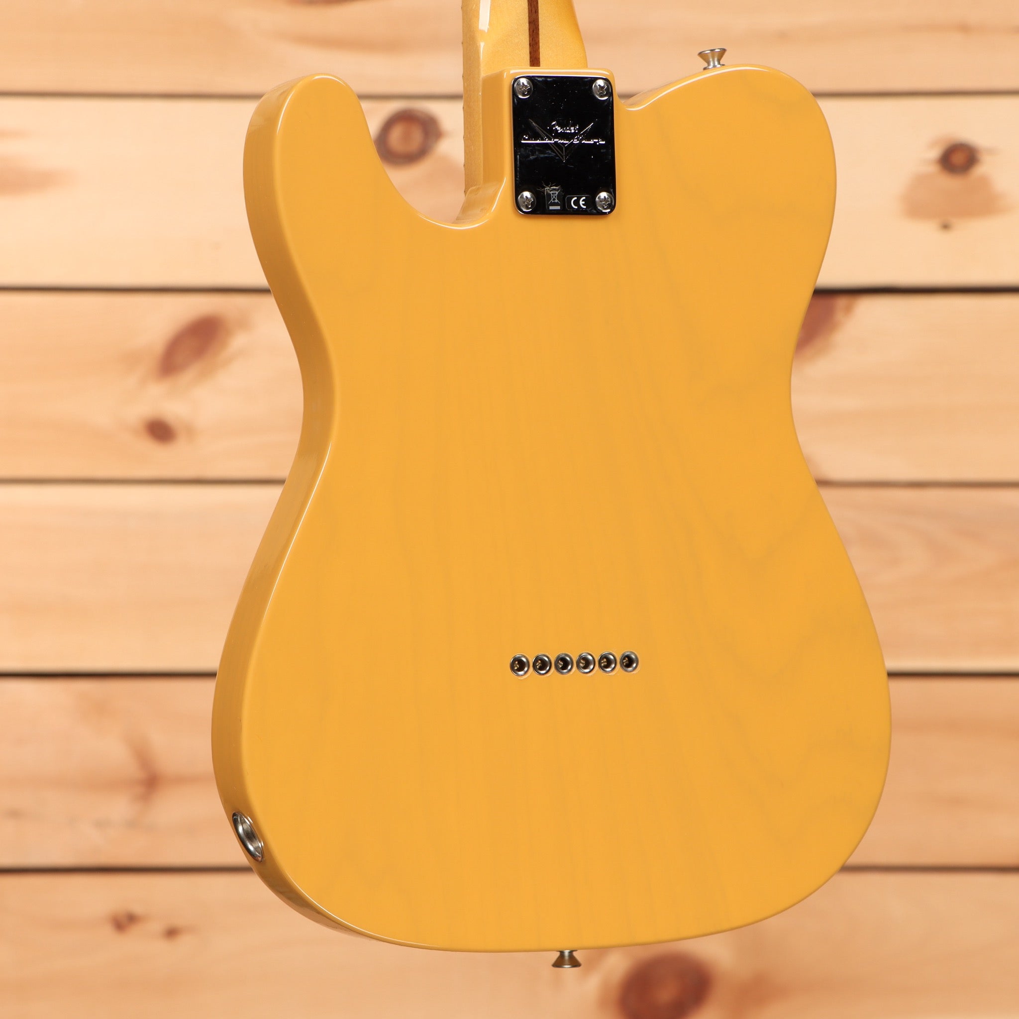 Fender Custom Shop 1954 Telecaster Time Capsule electric guitar Butterscotch Blonde with single-coil pickups