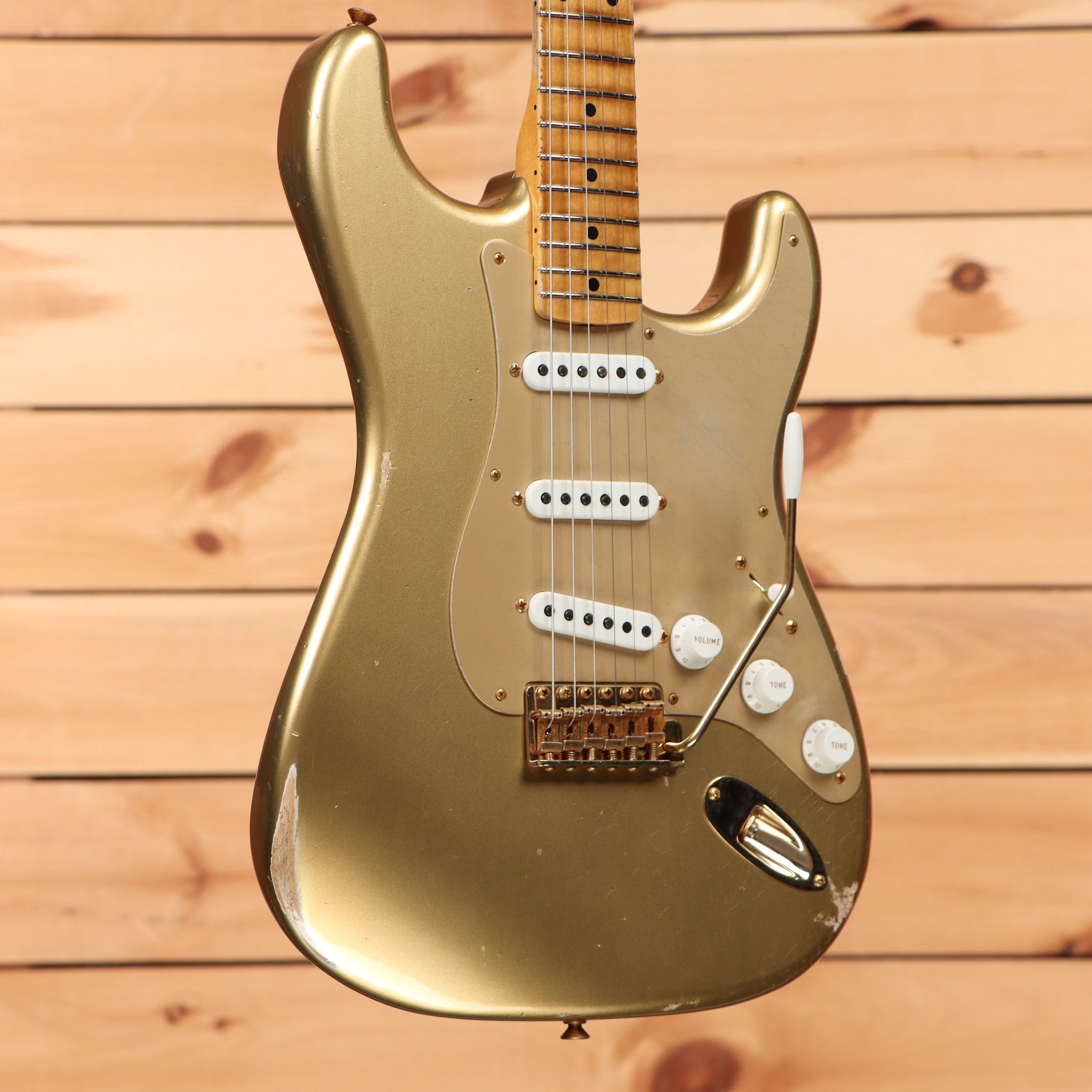 Fender Custom Shop Limited 1955 Bone Tone Stratocaster relic electric guitar aged Hale Gold with single-coil pickups