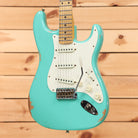Fender Custom Shop Limited Fat 50s Stratocaster Relic electric guitar Super Faded Aged Sea Foam Green with single-coil pickups