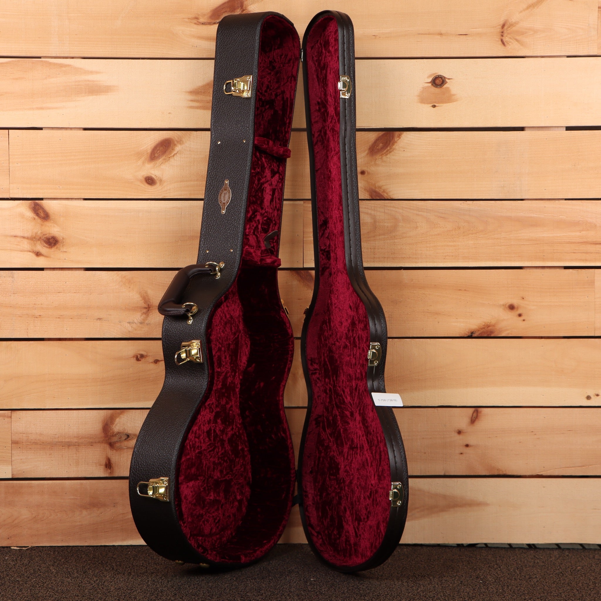 Taylor 222CEK DLX acoustic guitar case shaded edgeburst black leather with burgundy velvet interior