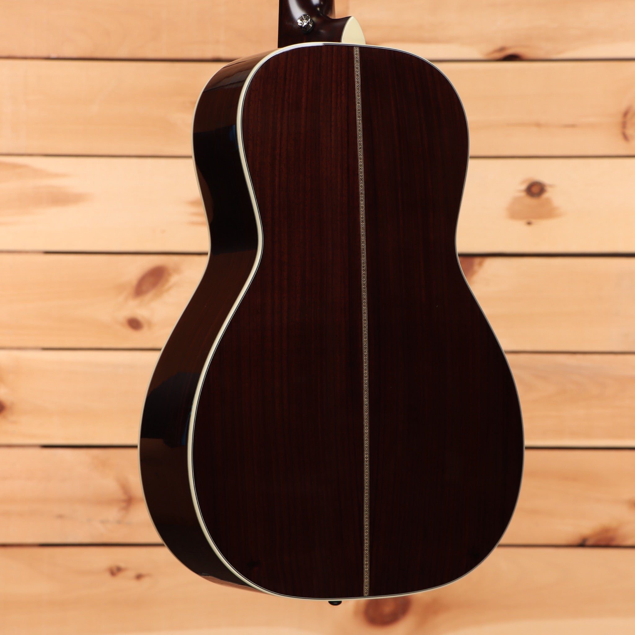 Eastman E20P dreadnought acoustic guitar natural finish pre-owned with white binding