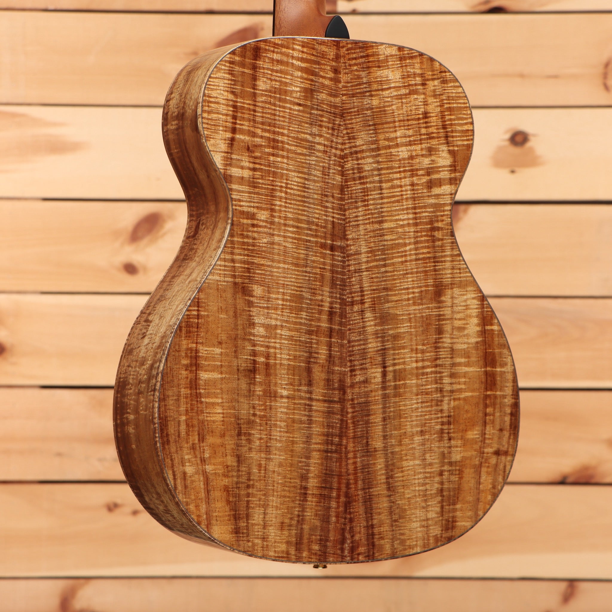 Boucher LESG171 acoustic guitar natural finish with flame maple back