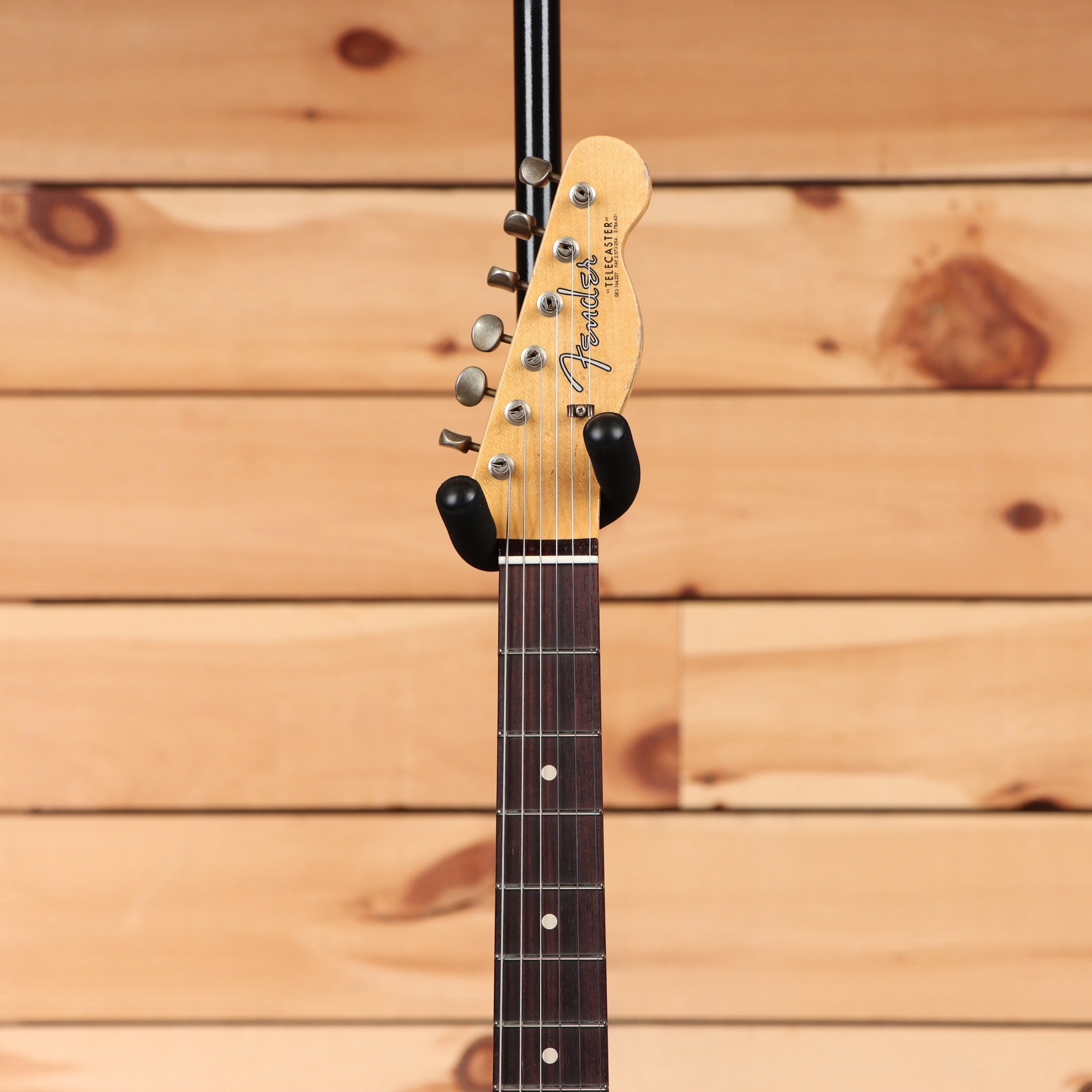 Fender Custom Shop Masterbuilt 1963 Telecaster Relic electric guitar Black with maple neck and single-coil pickups