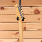 Fender Custom Shop Limited Kyle McMillin Masterbuilt Stratocaster Journeyman Relic electric guitar Aged Cherry Sunburst with maple neck