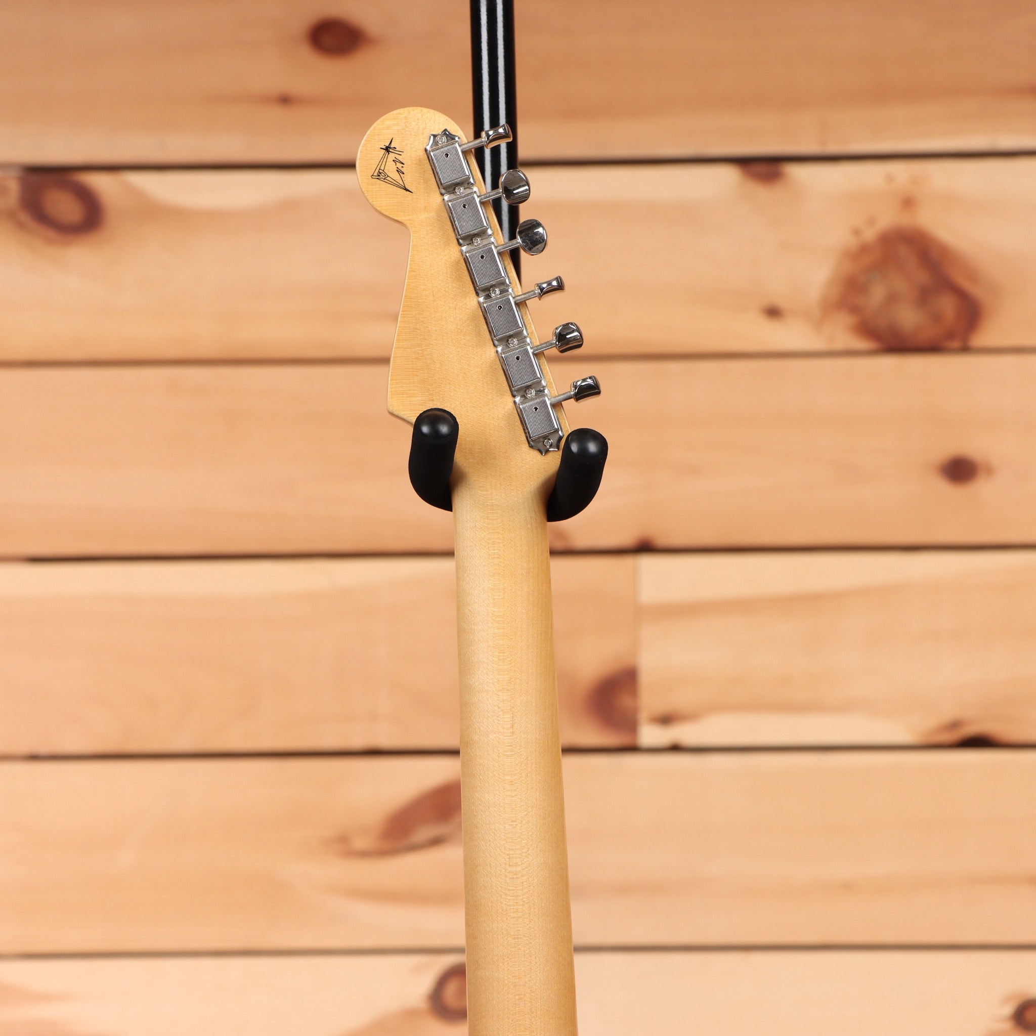 Fender Custom Shop Limited Kyle McMillin Masterbuilt Stratocaster Journeyman Relic electric guitar Aged Cherry Sunburst with maple neck