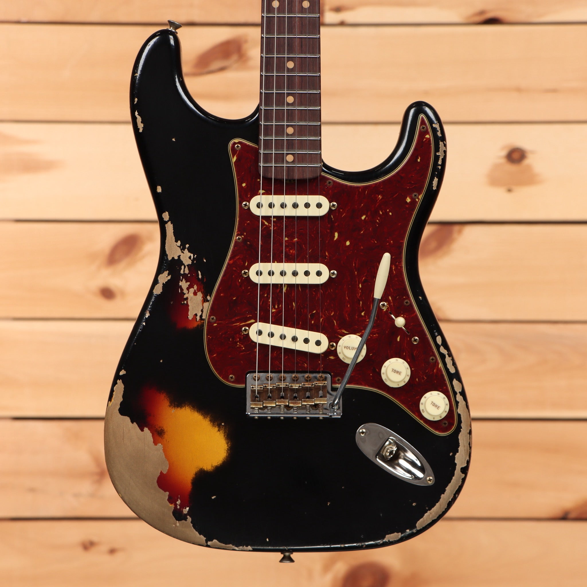 Fender Custom Shop Limited 1961 Stratocaster electric guitar Heavy Relic Aged Black Over 3-Color Sunburst with single-coil pickups