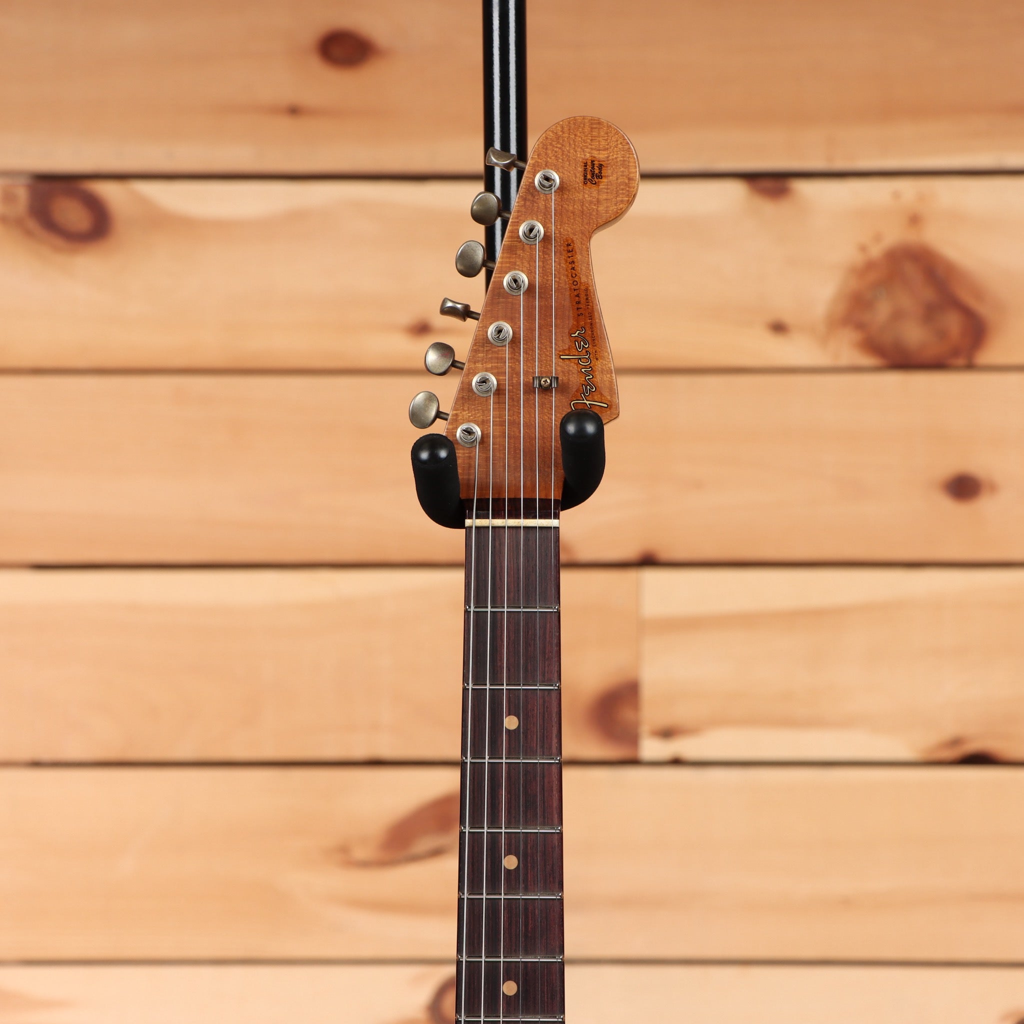 Fender Custom Shop Limited Roasted 1961 Stratocaster Super Heavy Relic electric guitar 3-tone sunburst with maple neck