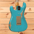 Fender Custom Shop Limited 1958 Stratocaster electric guitar Super Faded Aged Taos Turquoise heavy relic with single-coil pickups