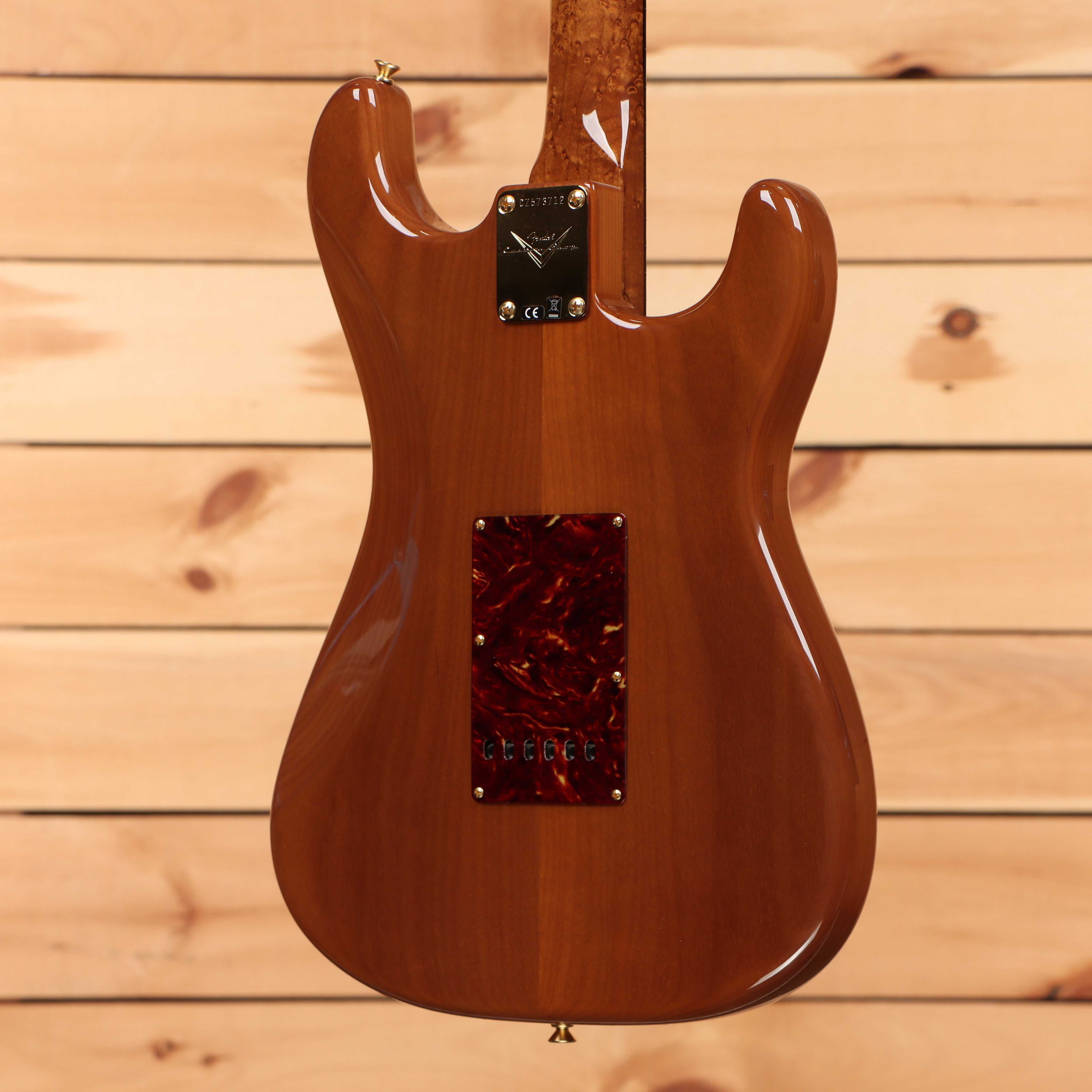 Fender Custom Shop Artisan Stratocaster electric guitar aged natural maple burl with tortoiseshell pickguard