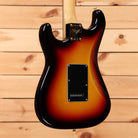 Fender Custom Shop Stevie Ray Vaughan Signature Stratocaster electric guitar 3-Color Sunburst with single-coil pickups