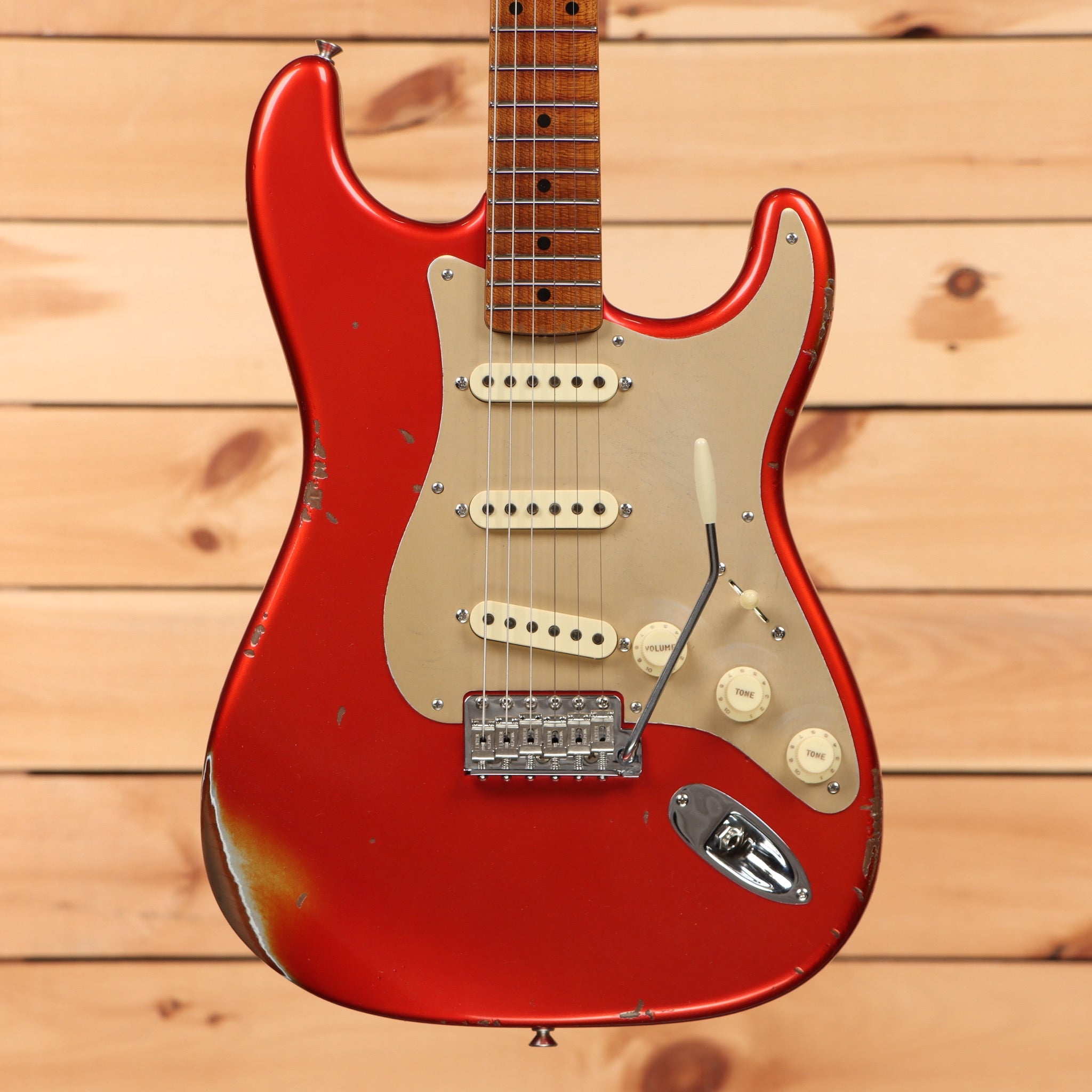 Fender Custom Shop Limited Roasted 1956 Stratocaster Relic electric guitar Aged Candy Tangerine with single-coil pickups