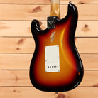 Fender Custom Shop Late 1962 Stratocaster Closet Classic Relic 3-Color Sunburst electric guitar with single-coil pickups