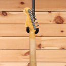 Fender Custom Shop Late 1962 Stratocaster electric guitar 3-Color Sunburst closet classic relic with single-coil pickups