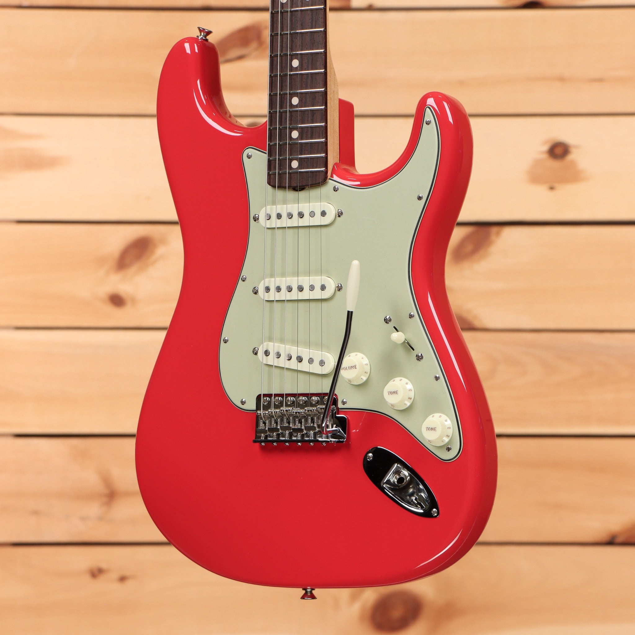 Fender Custom Shop Kyle McMillin Masterbuilt 1963 Stratocaster electric guitar Fiesta Red with mint green pickguard and single-coil pickups