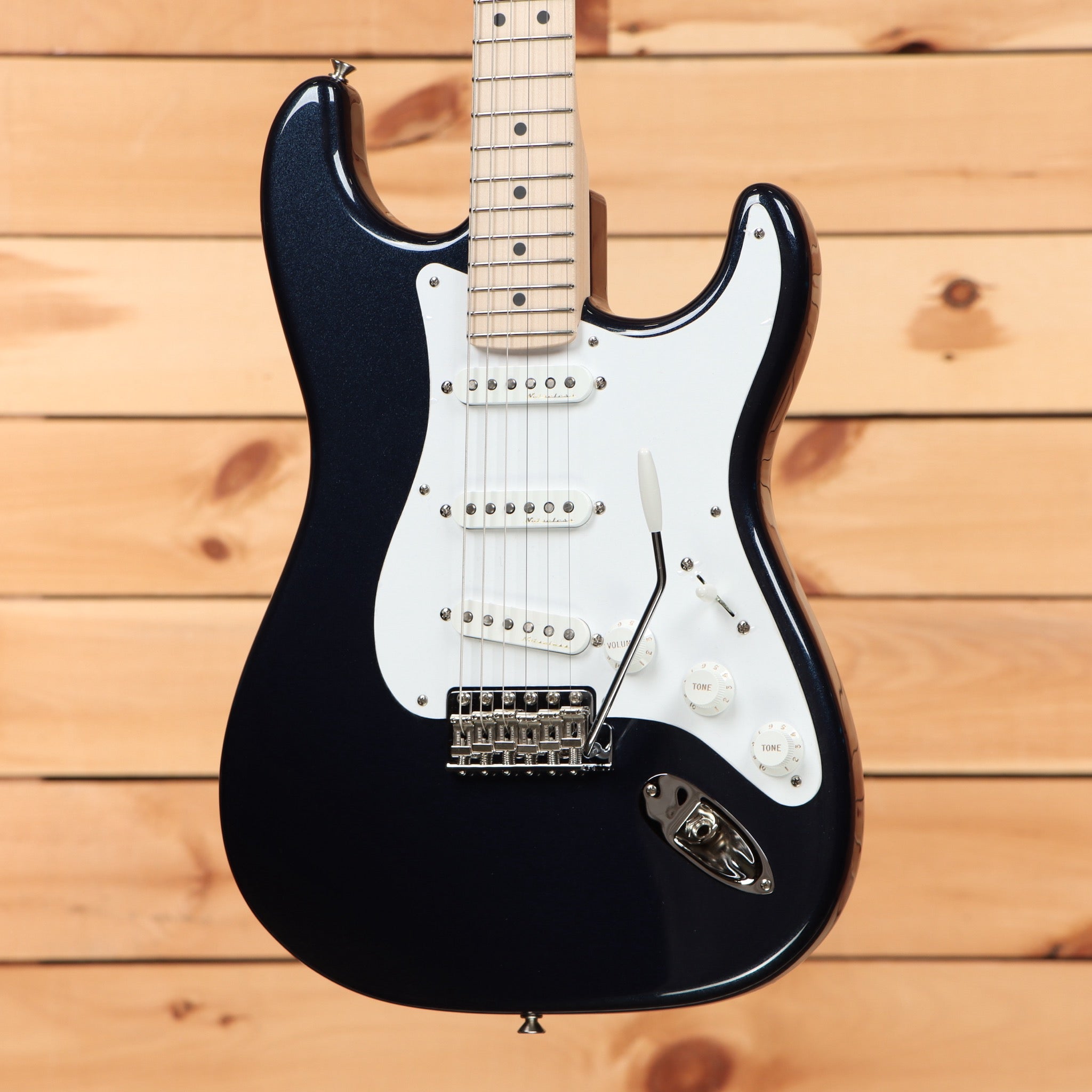 Fender Custom Shop Limited Todd Krause Masterbuilt Eric Clapton Midnight Blue electric Stratocaster with white pickguard