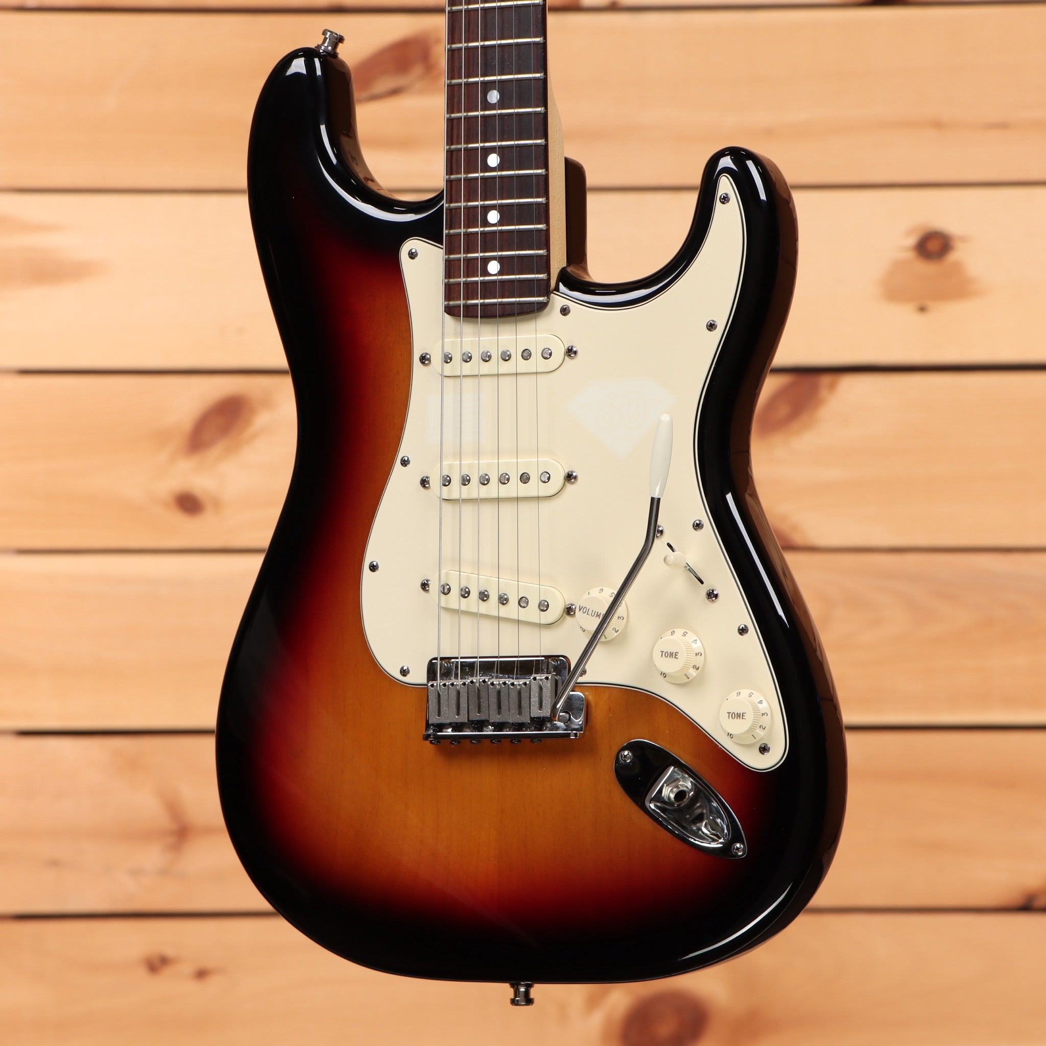 Fender 60th Anniversary Stratocaster 3-Color Sunburst – Righteous