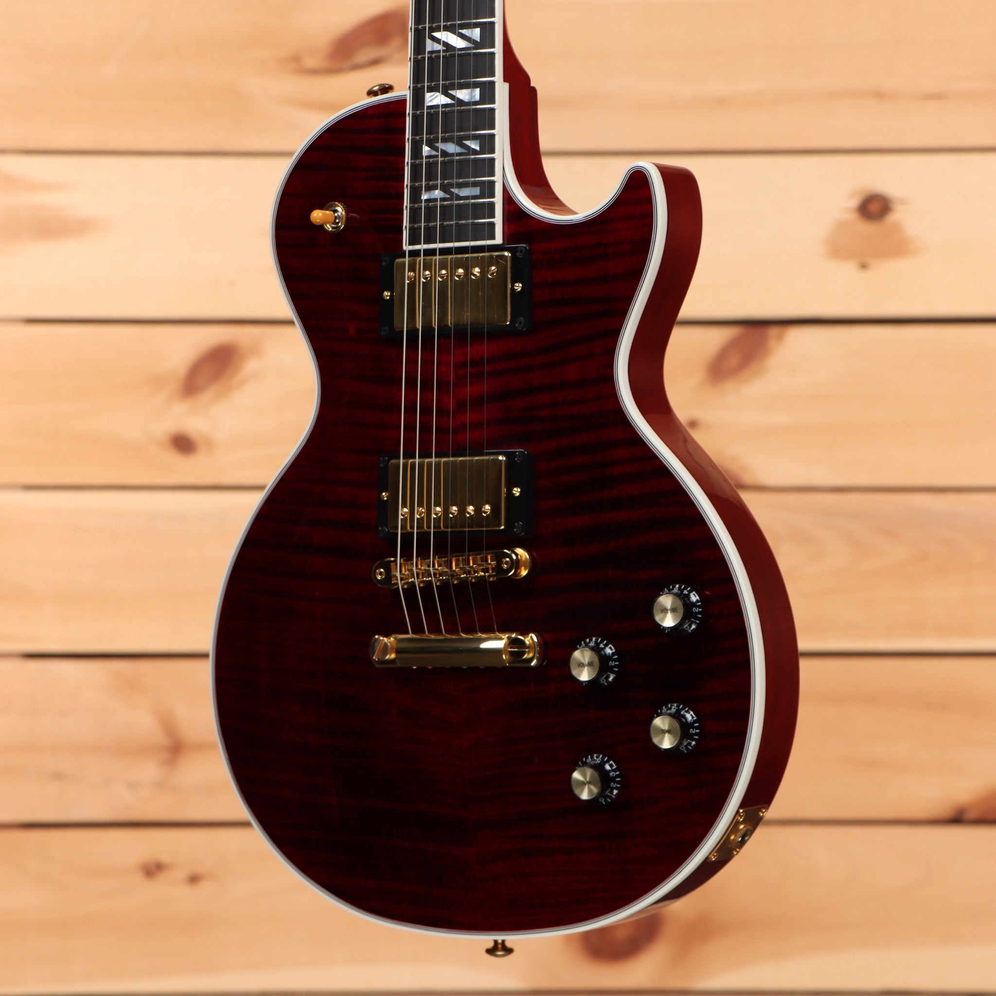 Pre-owned Gibson Les Paul Supreme wine red electric guitar with flamed maple top and gold hardware