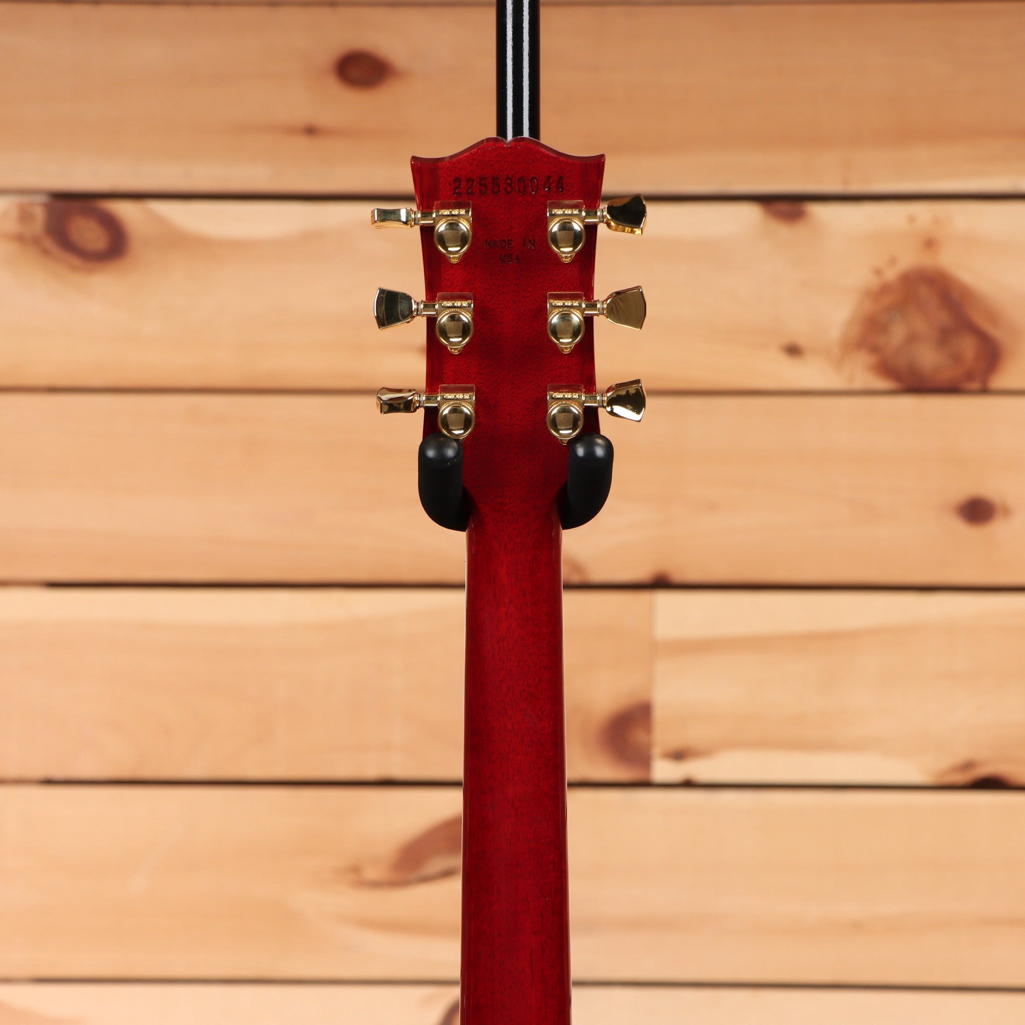 Pre-owned Gibson Les Paul Supreme wine red electric guitar with gold hardware and humbucker pickups