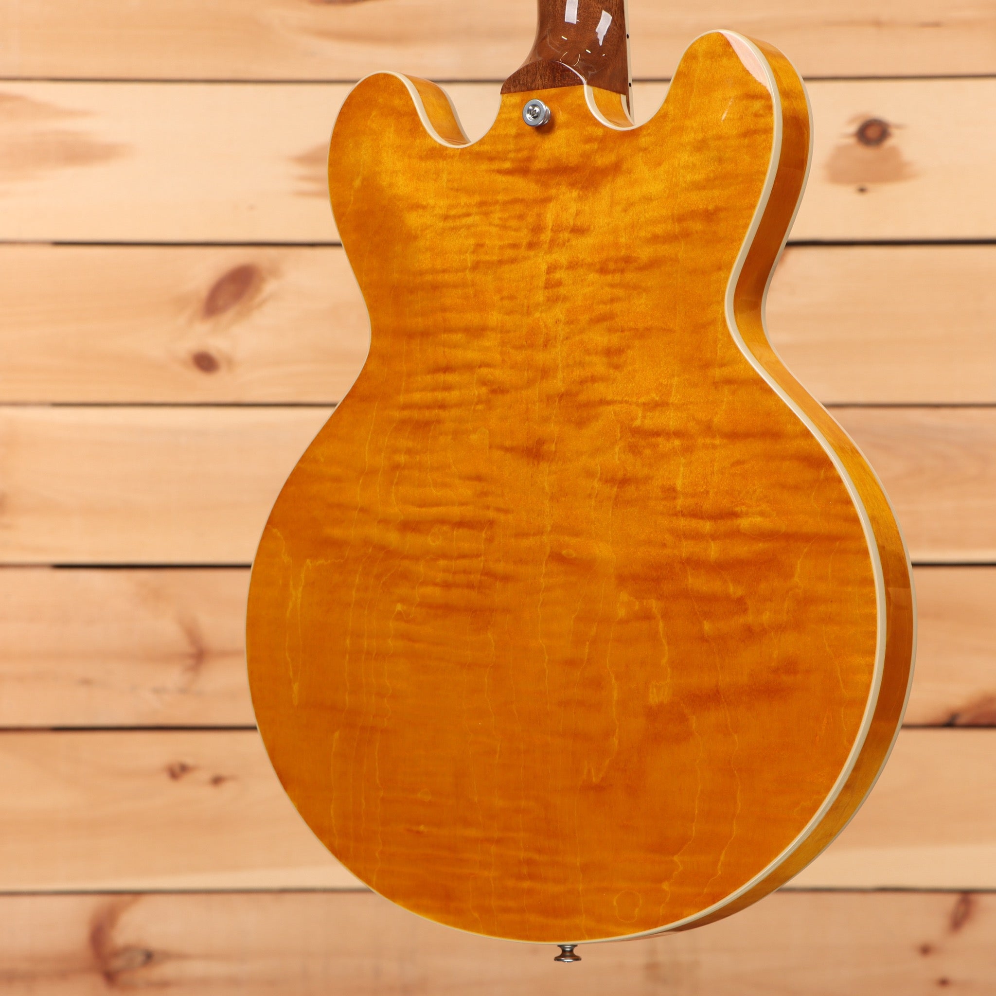Gibson ES-335 semi-hollow electric guitar Honey Amber figured maple top with white binding