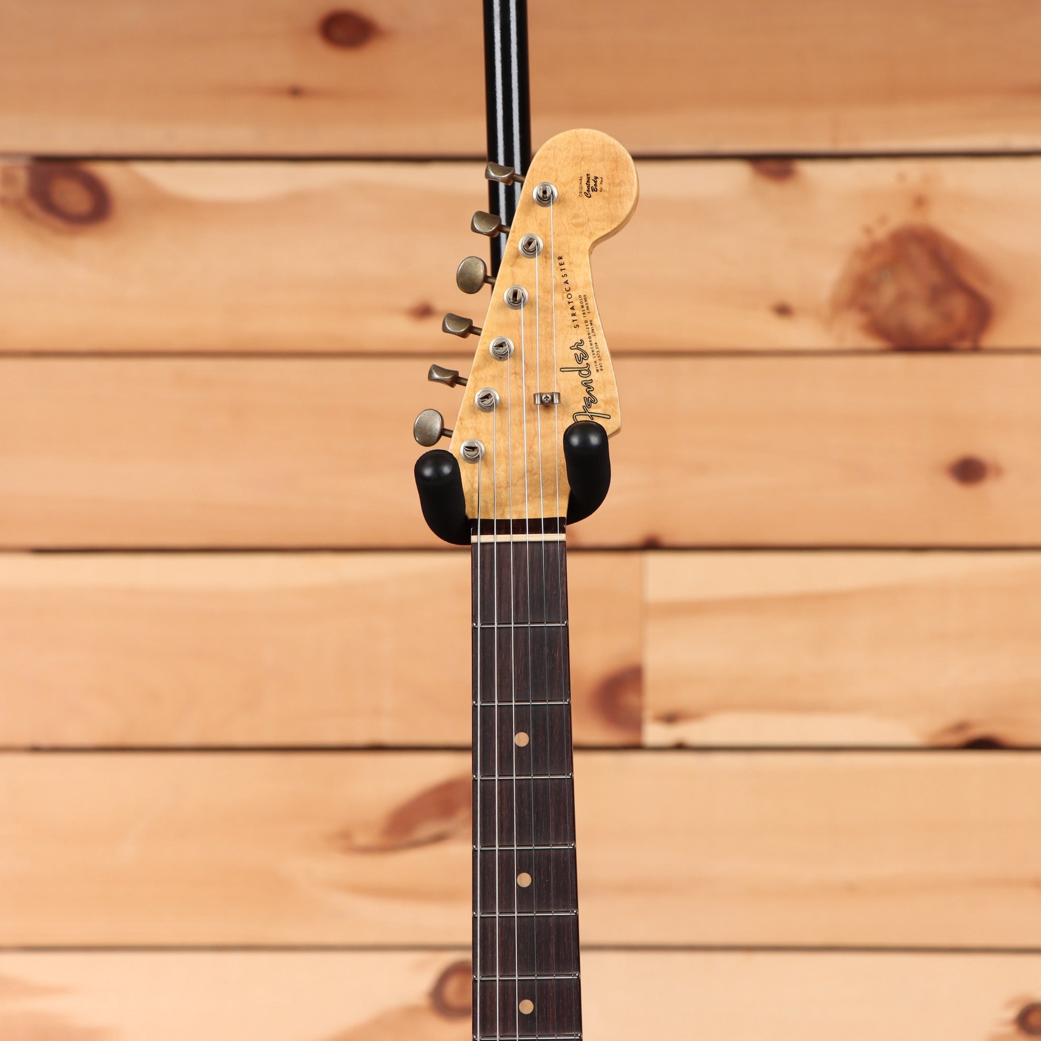 Fender Custom Shop Limited 1963 Sparkle Stratocaster Journeyman Relic electric guitar 3-color sunburst with maple neck