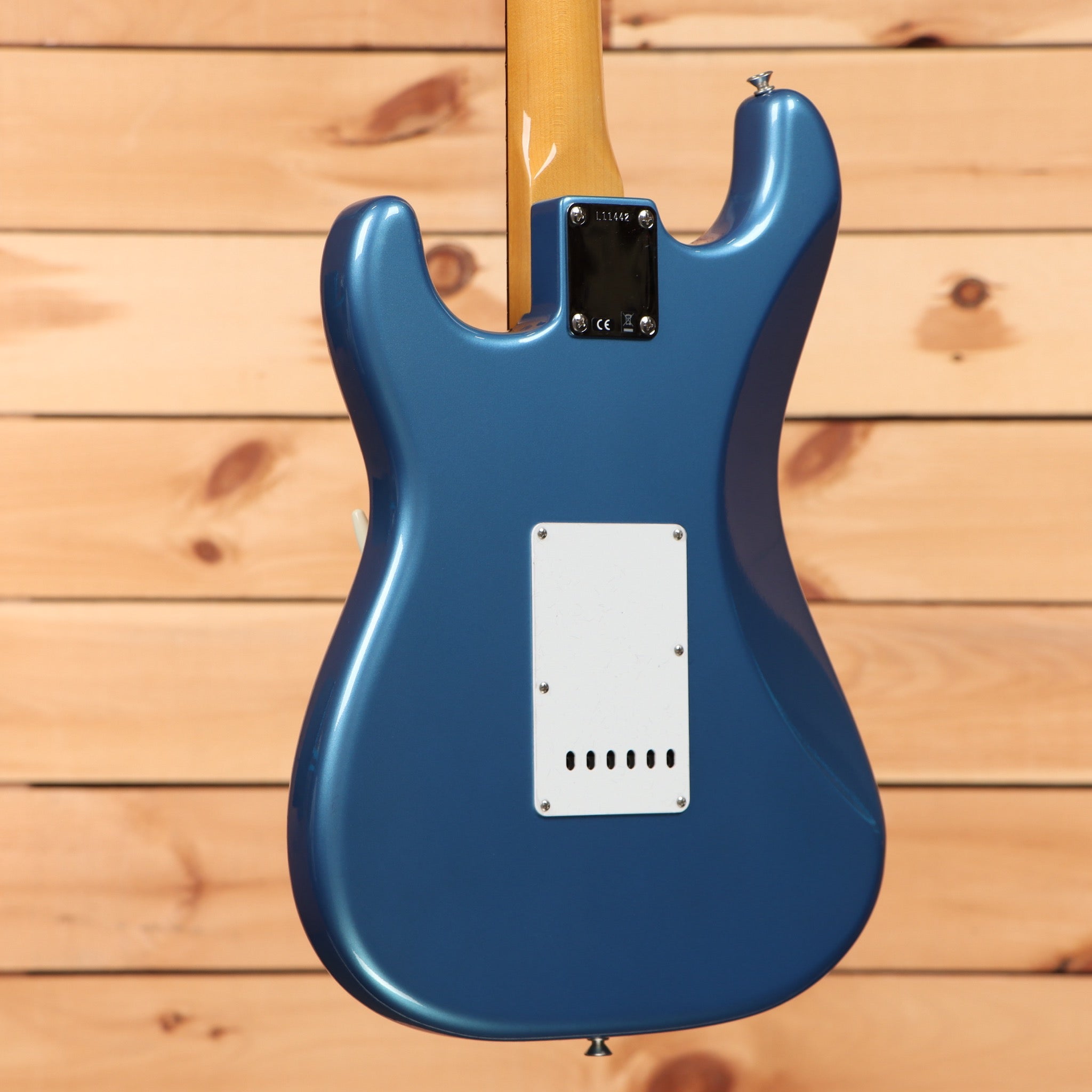 Fender Custom Shop Limited 1964 L-Series Stratocaster electric guitar Lake Placid Blue aged finish white pickguard
