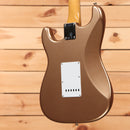 Fender Custom Shop Limited 1964 L-Series Stratocaster electric guitar Aged Firemist Gold with single-coil pickups