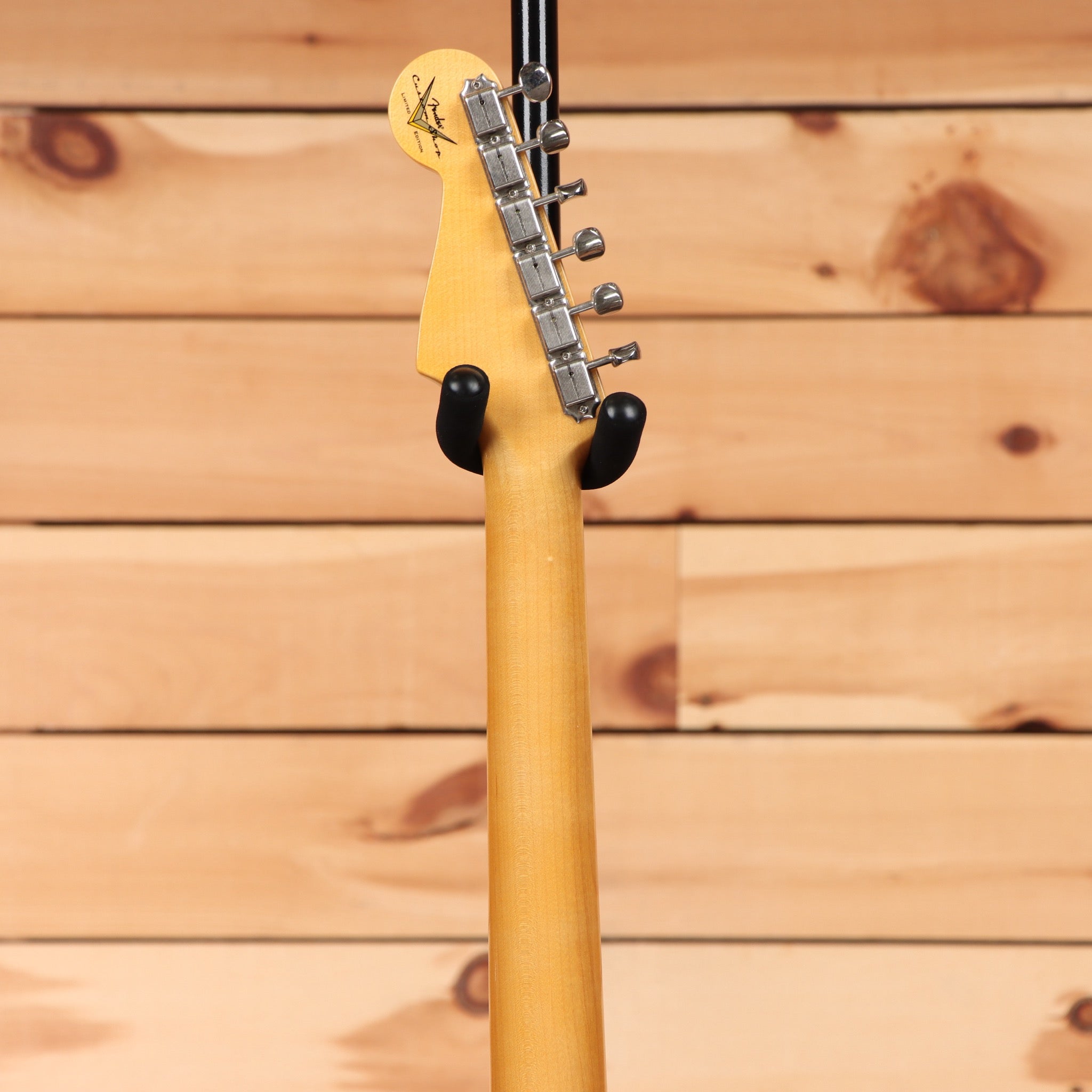 Fender Custom Shop 1964 L-Series Stratocaster electric guitar Firemist Gold with maple neck and chrome tuning machines