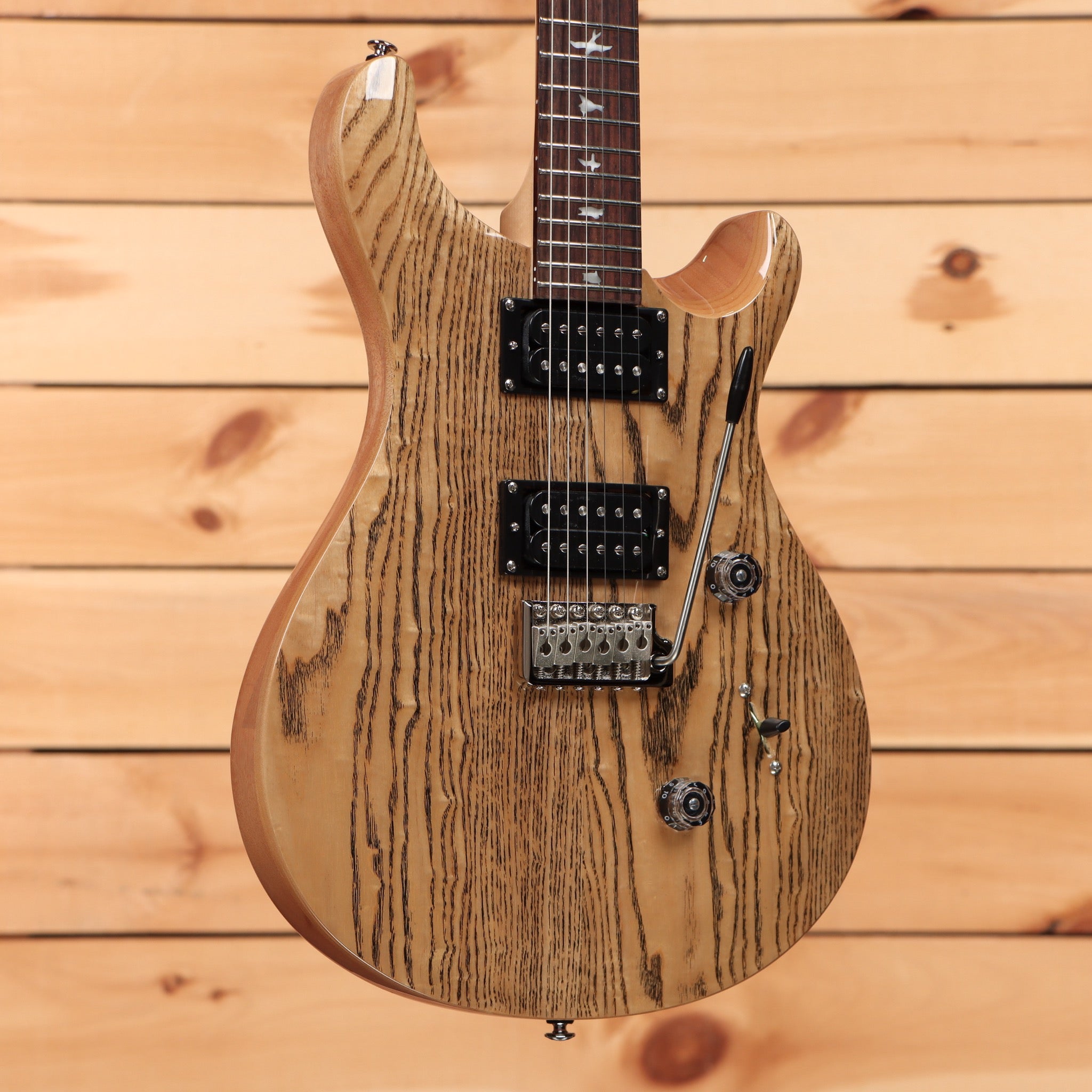 Paul Reed Smith SE Custom 24 electric guitar Burled Ash Natural with dual humbucker pickups