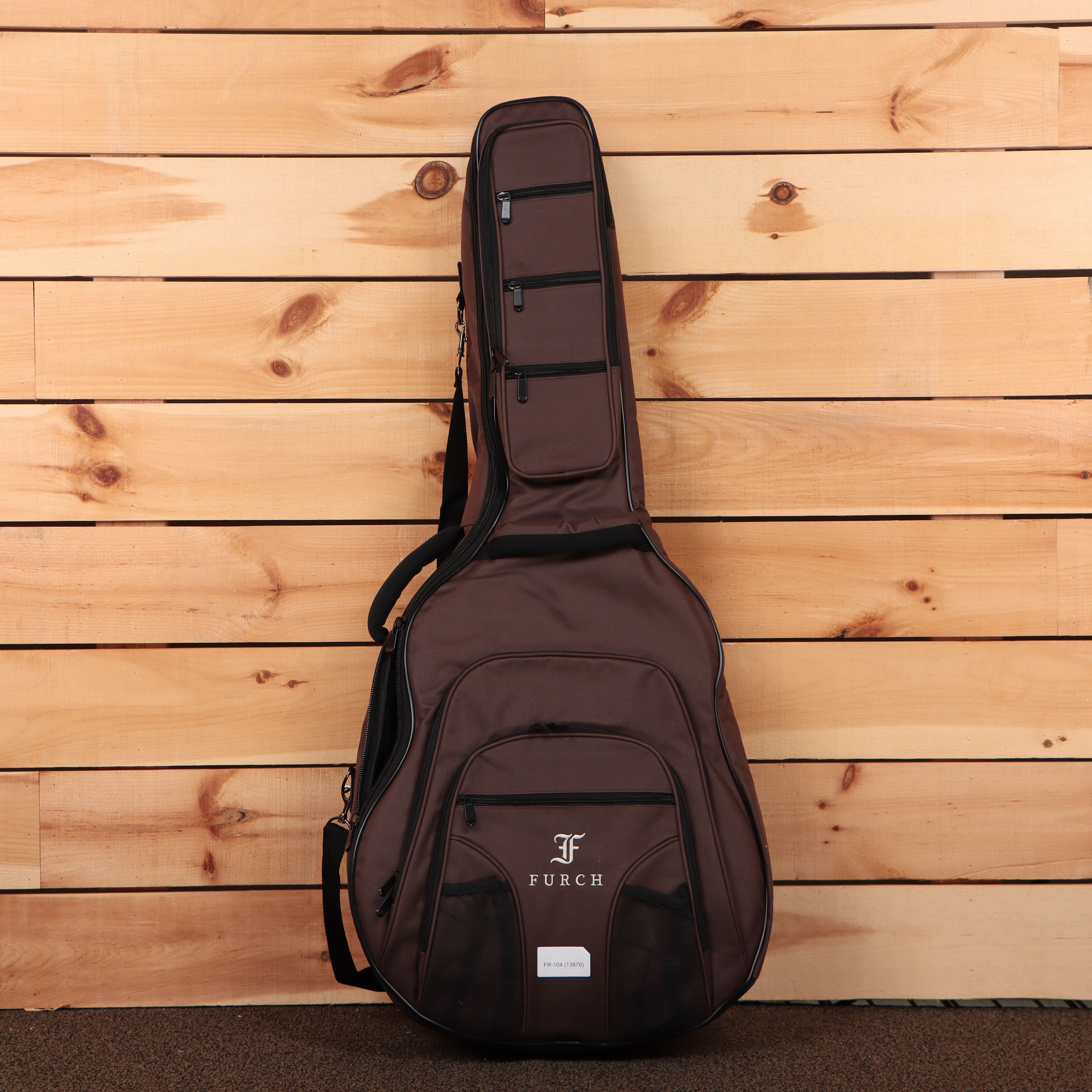 Furch Masters Choice Violet GCER acoustic guitar gig bag brown with padded protection