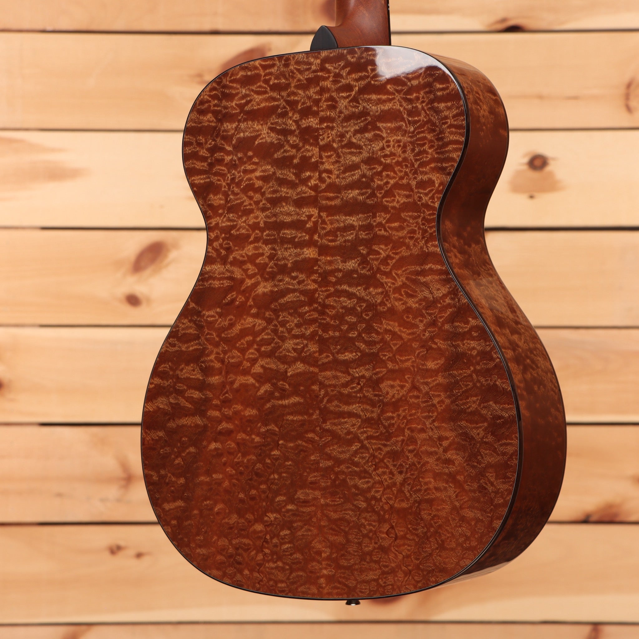 Boucher Limited 20th Anniversary LESG241M acoustic guitar natural finish with quilted mahogany back