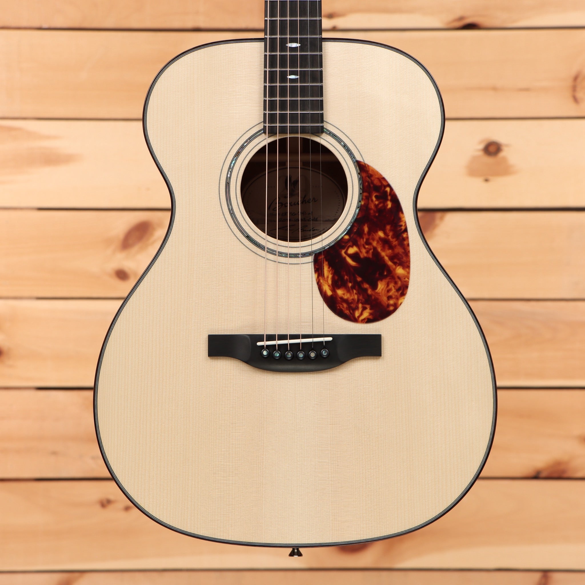 Boucher Limited 20th Anniversary LESG241M acoustic guitar natural finish tortoiseshell pickguard