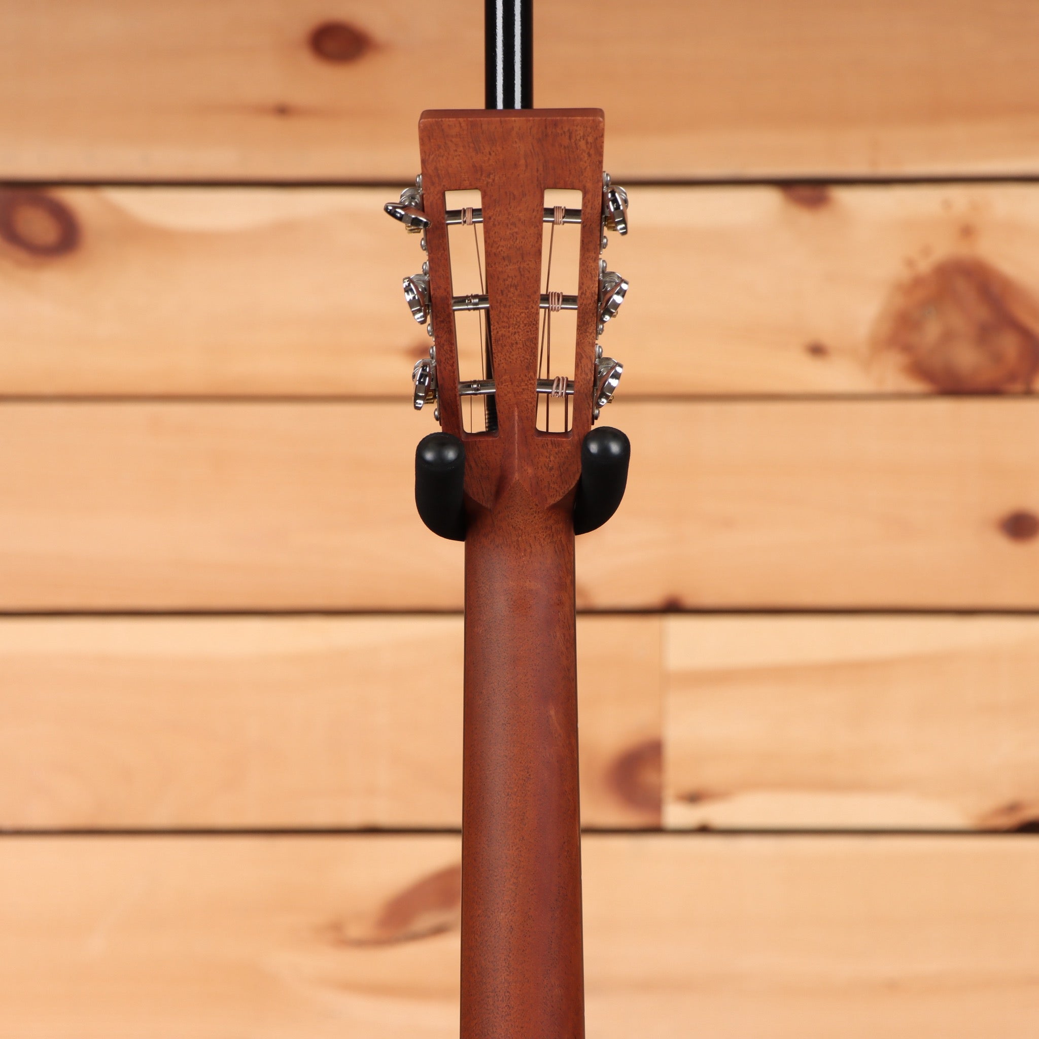 Boucher Limited 20th Anniversary LESG241M classical guitar natural finish with chrome tuning machines