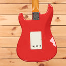 Fender American Vintage II 1961 Stratocaster pre-owned electric guitar Fiesta Red with white pickguard