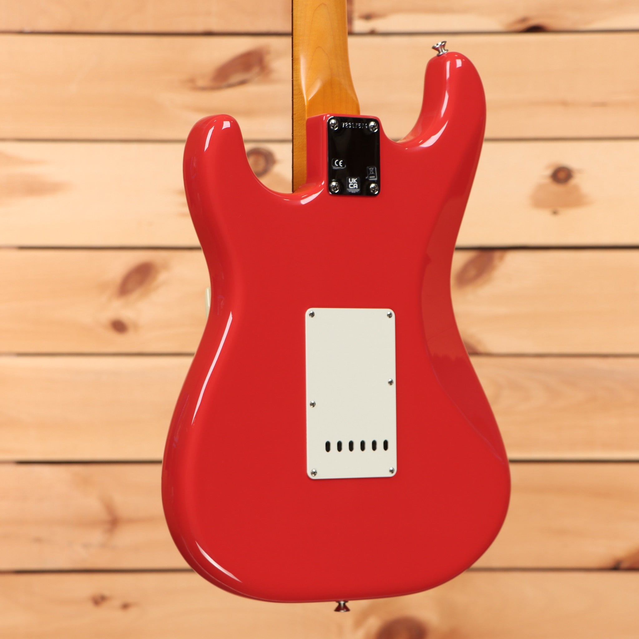 Pre-owned Fender American Vintage II 1961 Stratocaster electric guitar Fiesta Red with white pickguard