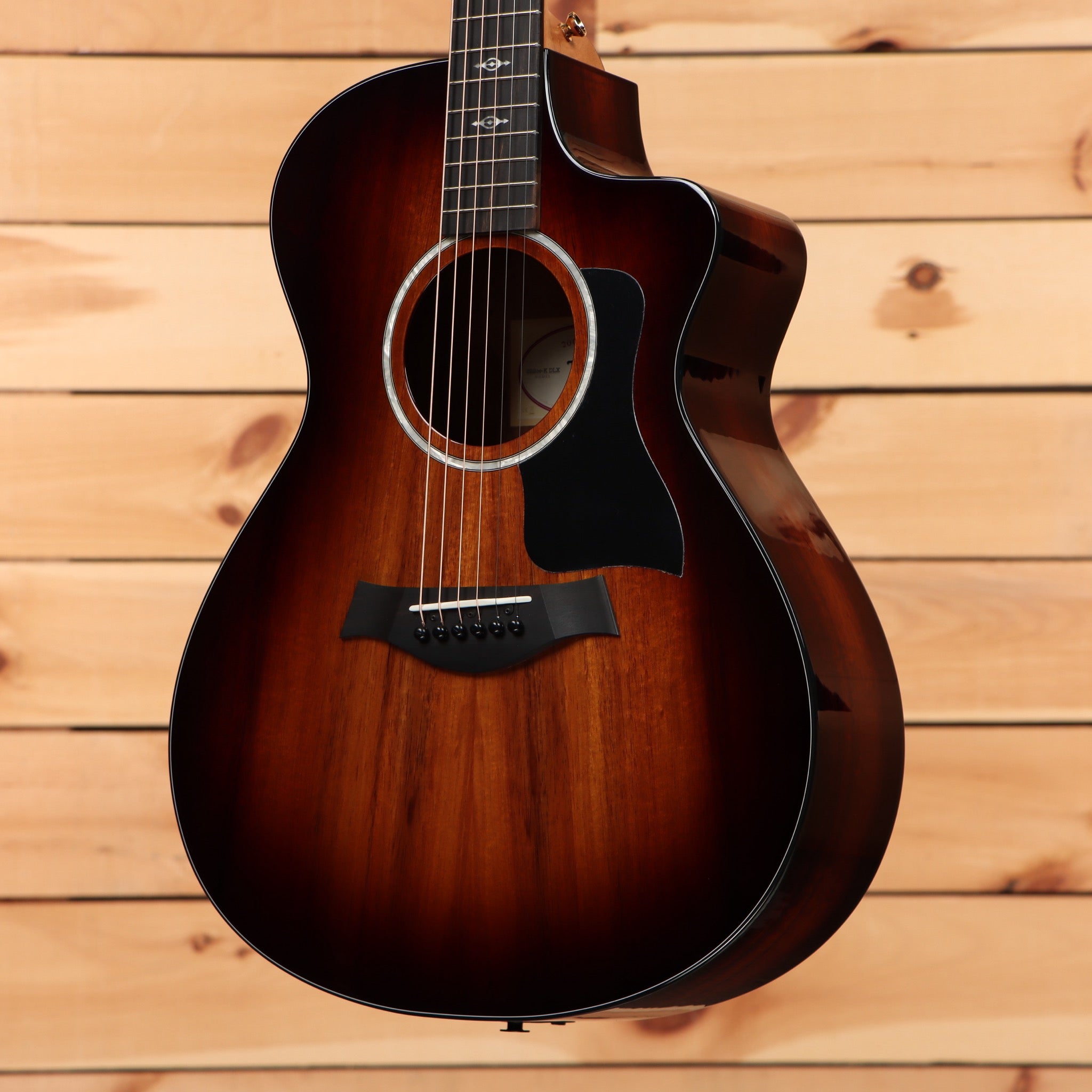 Taylor 222cek-dlx acoustic guitar Shaded Edgeburst with cutaway and rosewood fretboard