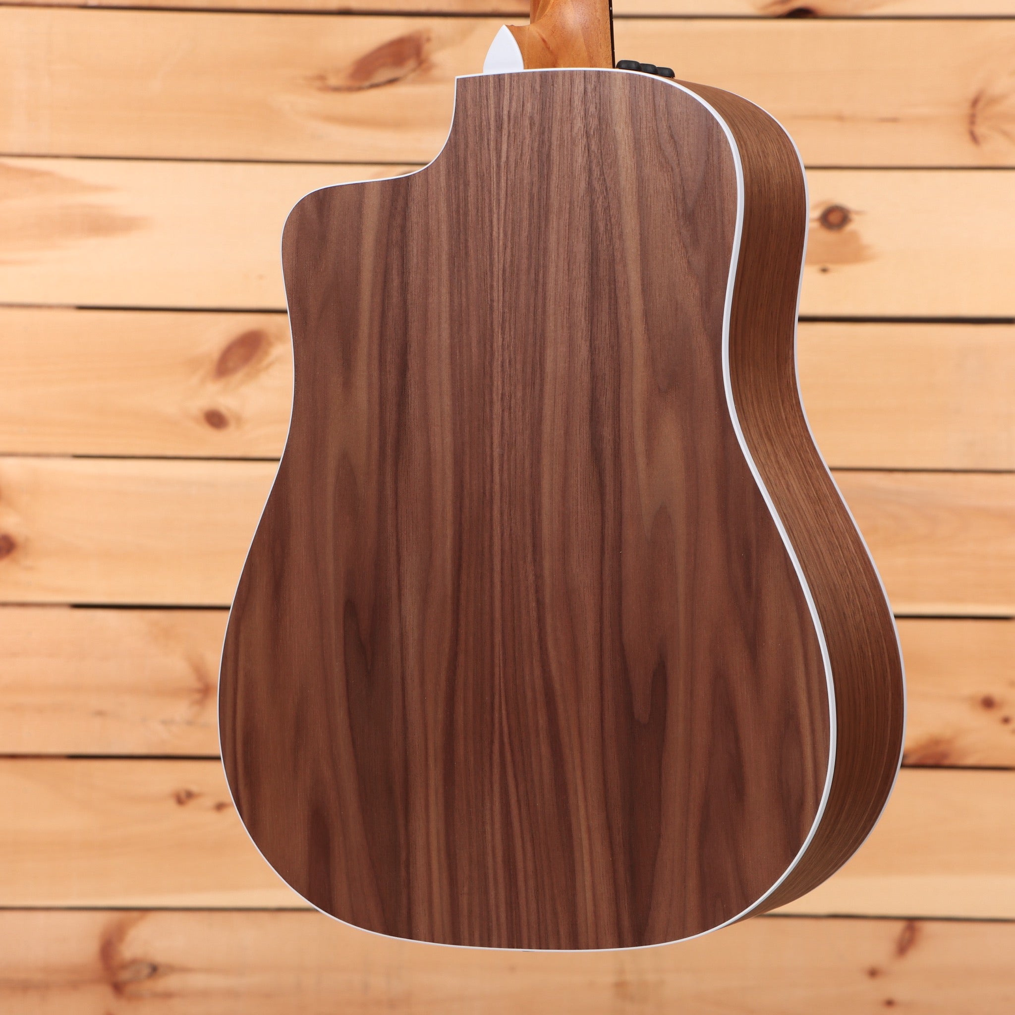 Taylor 210ce dreadnought acoustic guitar natural finish with white binding