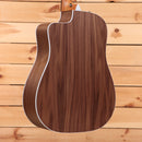 Taylor 210ce dreadnought acoustic guitar natural finish with white binding
