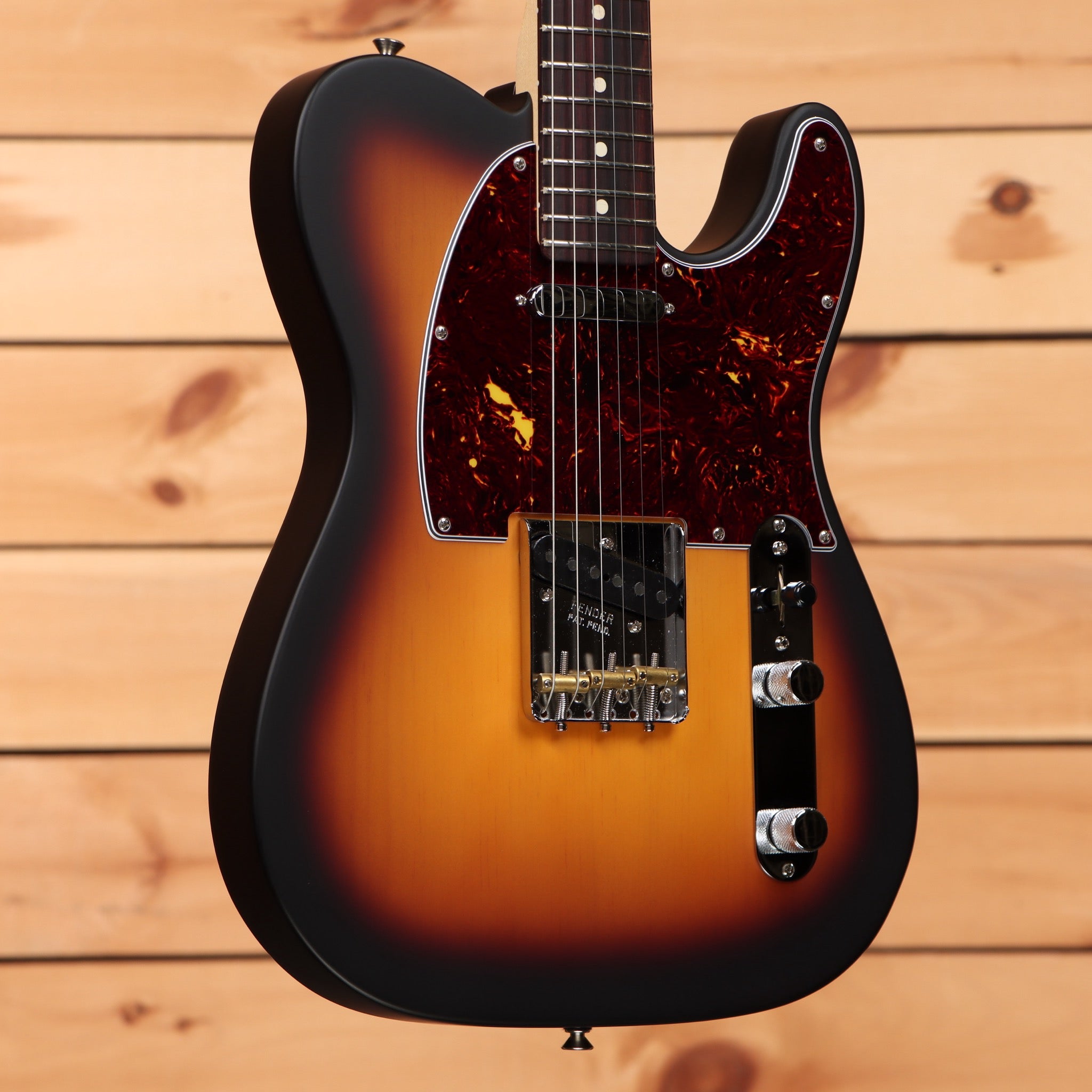Fender Ltd American Performer Timber Telecaster electric guitar 2-color sunburst pre-owned with tortoiseshell pickguard